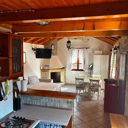 Ferienhaus House Zrno Peaceful Stone House In Racisce, Korcula *