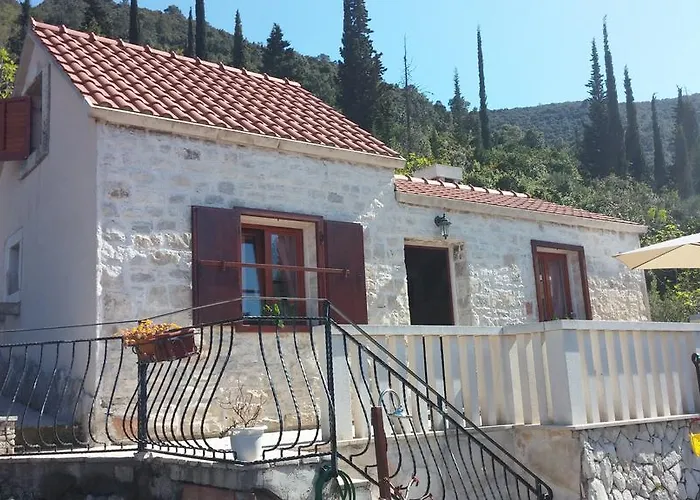 House Zrno Račišće